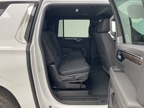 New 2026 Chevrolet Suburban LS w/ Max Trailering Package AWD/4WD image 14