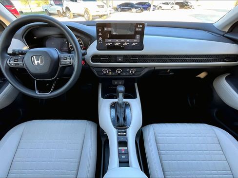 New 2026 Honda HR-V LX image 5