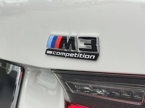 Used 2025 BMW M3 Competition w/ M Carbon Exterior Package AWD/4WD image 35