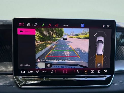 New 2026 Volkswagen Tiguan SE R-Line image 13