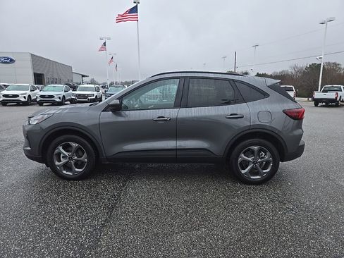 Used 2025 Ford Escape ST-Line image 8