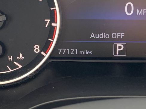 Used 2017 Nissan Maxima Platinum FWD image 11