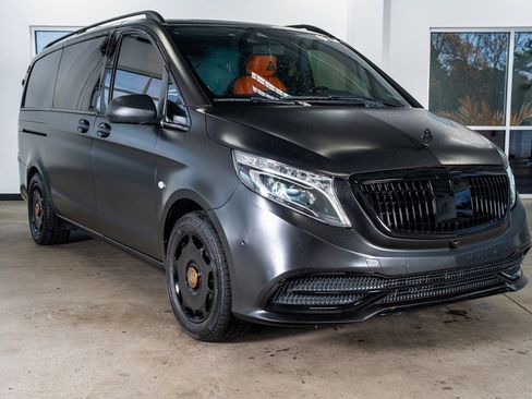 Used 2021 Mercedes-Benz Metris Passenger image 4