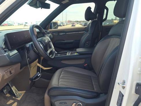 Used 2024 Kia EV9 GT-Line image 5