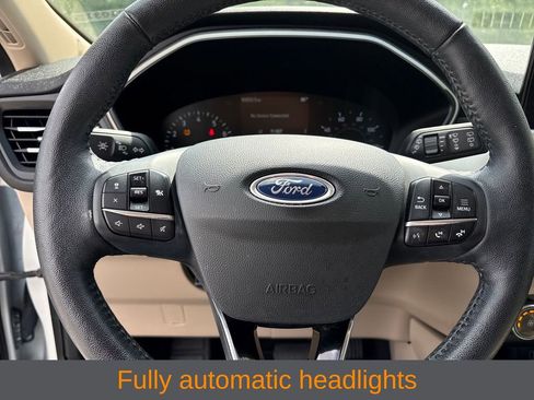 Used 2020 Ford Escape SEL FWD image 10