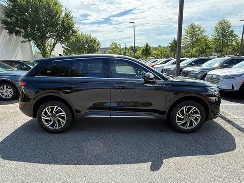 New 2025 Lincoln Corsair FWD image 16