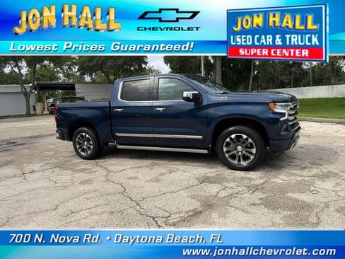 Used 2023 Chevrolet Silverado 1500 High Country w/ Technology Package AWD/4WD image 17