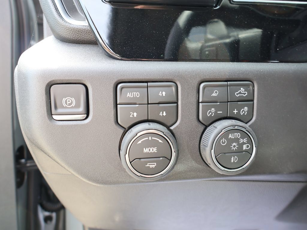 New 2026 Chevrolet Silverado 1500 LT Trail Boss w/ LT Trail Boss Premium Package AWD/4WD image 14
