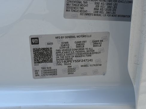 Used 2025 GMC Sierra 2500 AT4 w/ AT4 Premium Plus Package AWD/4WD image 37