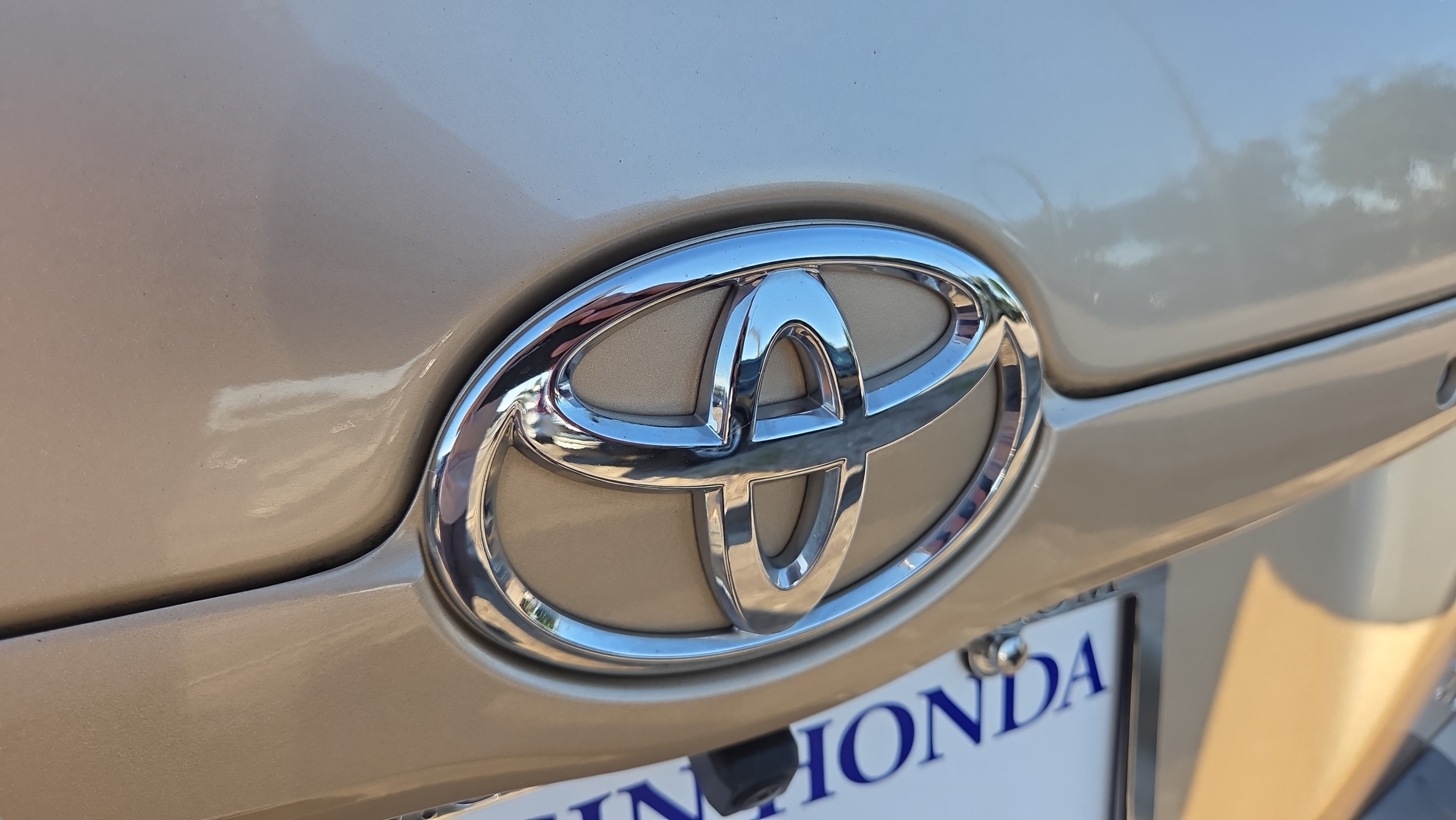 Used 2011 Toyota Camry LE w/ LE Extra-Value Pkg FWD image 36
