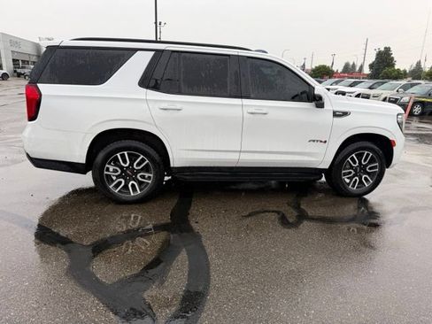 Used 2022 GMC Yukon AT4 w/ Technology Package AWD/4WD image 11