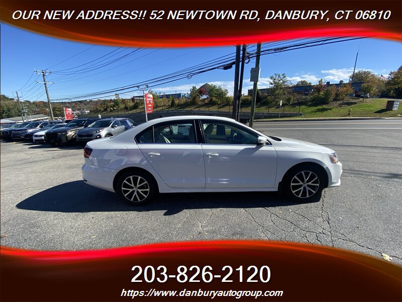 Used 2017 Volkswagen Jetta SE FWD image 5
