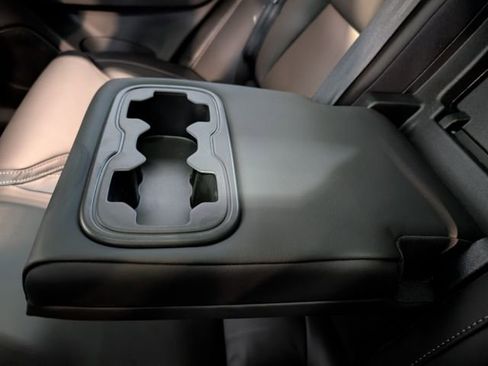 New 2026 Volvo XC60 B5 Ultra w/ Protection Package Premier image 25