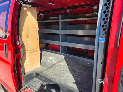 Used 2015 GMC Savana 2500 image 19