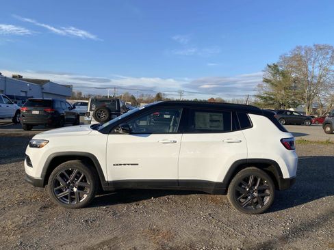 New 2026 Jeep Compass Limited image 3