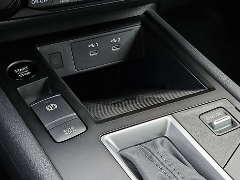 New 2026 Nissan Kicks SV w/ Cold Weather Package image 19