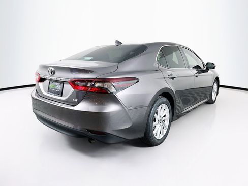 Used 2024 Toyota Camry LE image 9