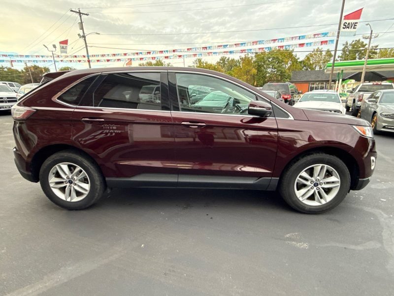 Used 2018 Ford Edge SEL w/ Equipment Group 201A AWD/4WD image 4