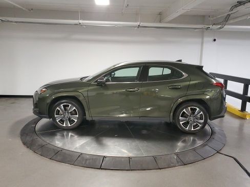 Used 2024 Lexus UX 250h AWD w/ Premium Package image 4