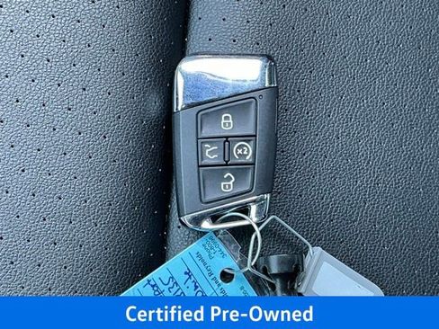 Certified 2023 Volkswagen Atlas Cross Sport SE w/ Black Wheel Package FWD image 31