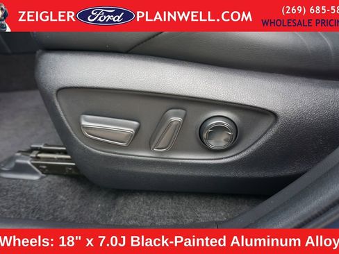 Used 2022 Toyota RAV4 XSE image 19