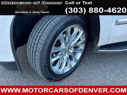 Used 2017 Cadillac Escalade Luxury image 16