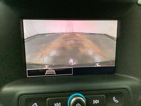 Used 2022 GMC Terrain SLE w/ Driver Convenience Package FWD image 18