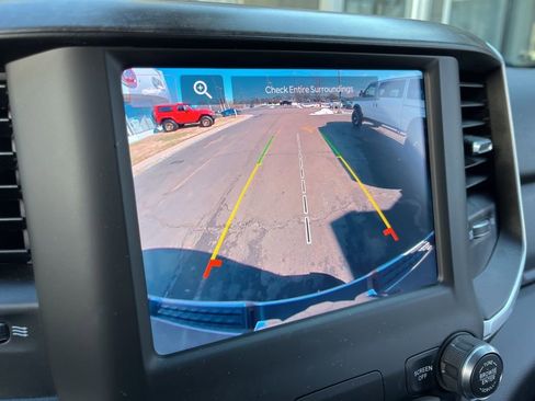 Used 2022 RAM 1500 Big Horn image 4