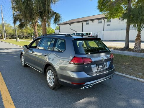 Used 2019 Volkswagen Golf S FWD image 7