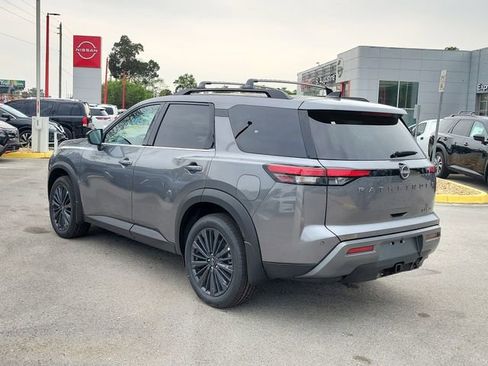 New 2026 Nissan Pathfinder SL AWD/4WD image 4
