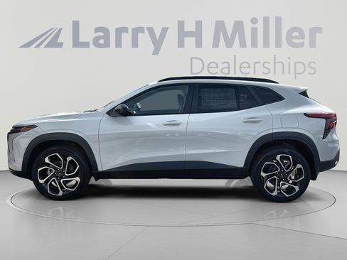 New 2026 Chevrolet Trax RS w/ Driver Confidence Package FWD image 5