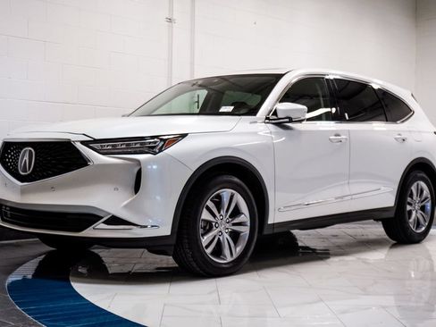 Used 2023 Acura MDX FWD w/ Technology Package image 4