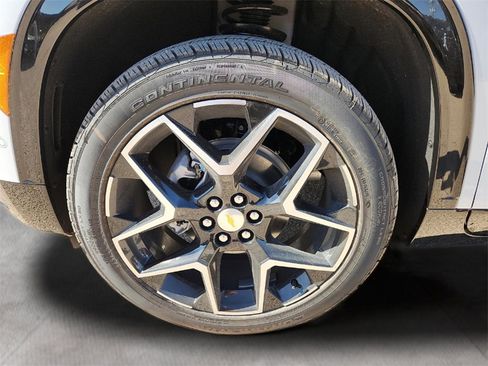 New 2026 Chevrolet Traverse High Country image 9