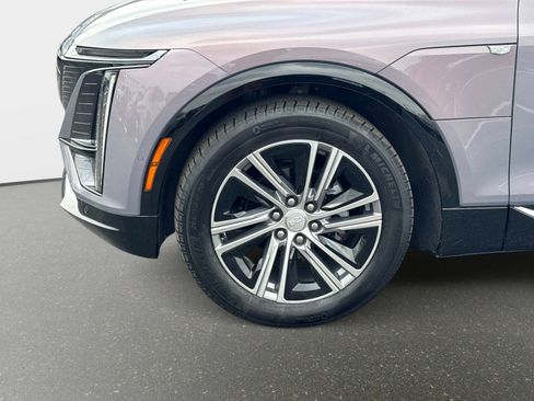 Certified 2024 Cadillac Lyriq Luxury image 27