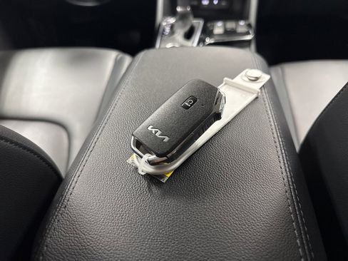 Used 2023 Kia Sportage EX image 26