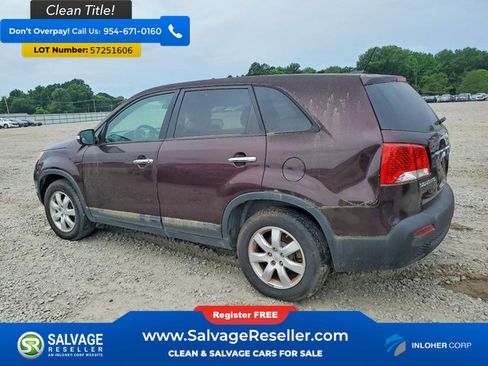 Used 2011 Kia Sorento 2WD image 3