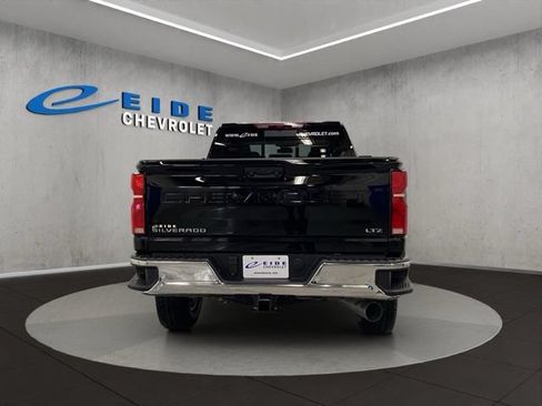 New 2026 Chevrolet Silverado 2500 LTZ w/ LTZ Plus Package AWD/4WD image 4