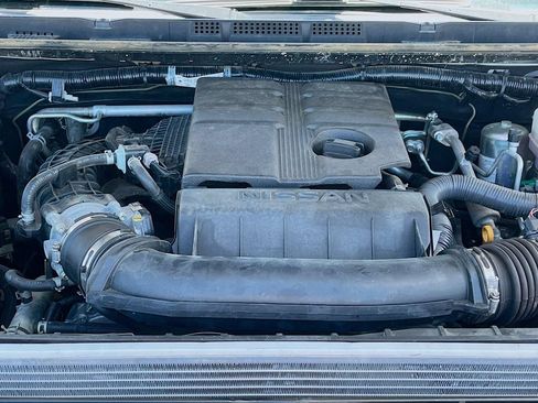 Used 2022 Nissan Frontier PRO-4X w/ Technology Package AWD/4WD image 28