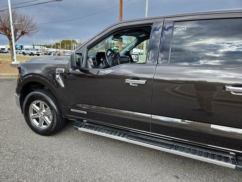Used 2024 Ford F150 XLT w/ Mobile Office Package image 9