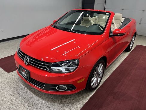 Used 2015 Volkswagen Eos Komfort image 4
