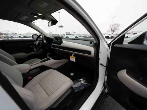 New 2026 Honda HR-V LX image 26