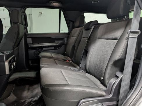 Used 2020 Ford Expedition XLT w/ FX4 Off-Road Package image 19