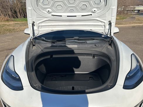 Used 2020 Tesla Model 3 Standard Range image 30