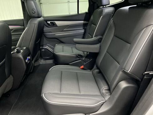 Certified 2025 Buick Enclave Preferred image 24