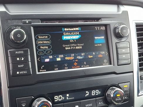 Used 2019 Nissan Titan SL image 17