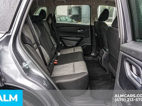 Used 2025 Nissan Rogue SV FWD image 22