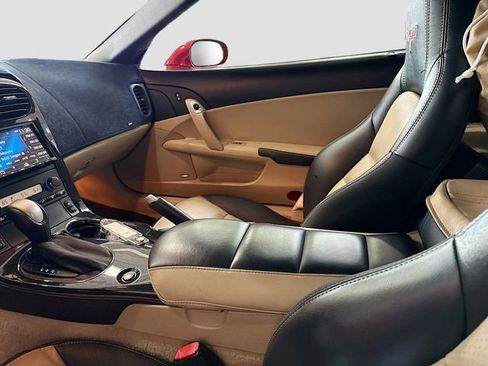 Used 2011 Chevrolet Corvette Grand Sport w/ Preferred Equipment Group RWD image 25