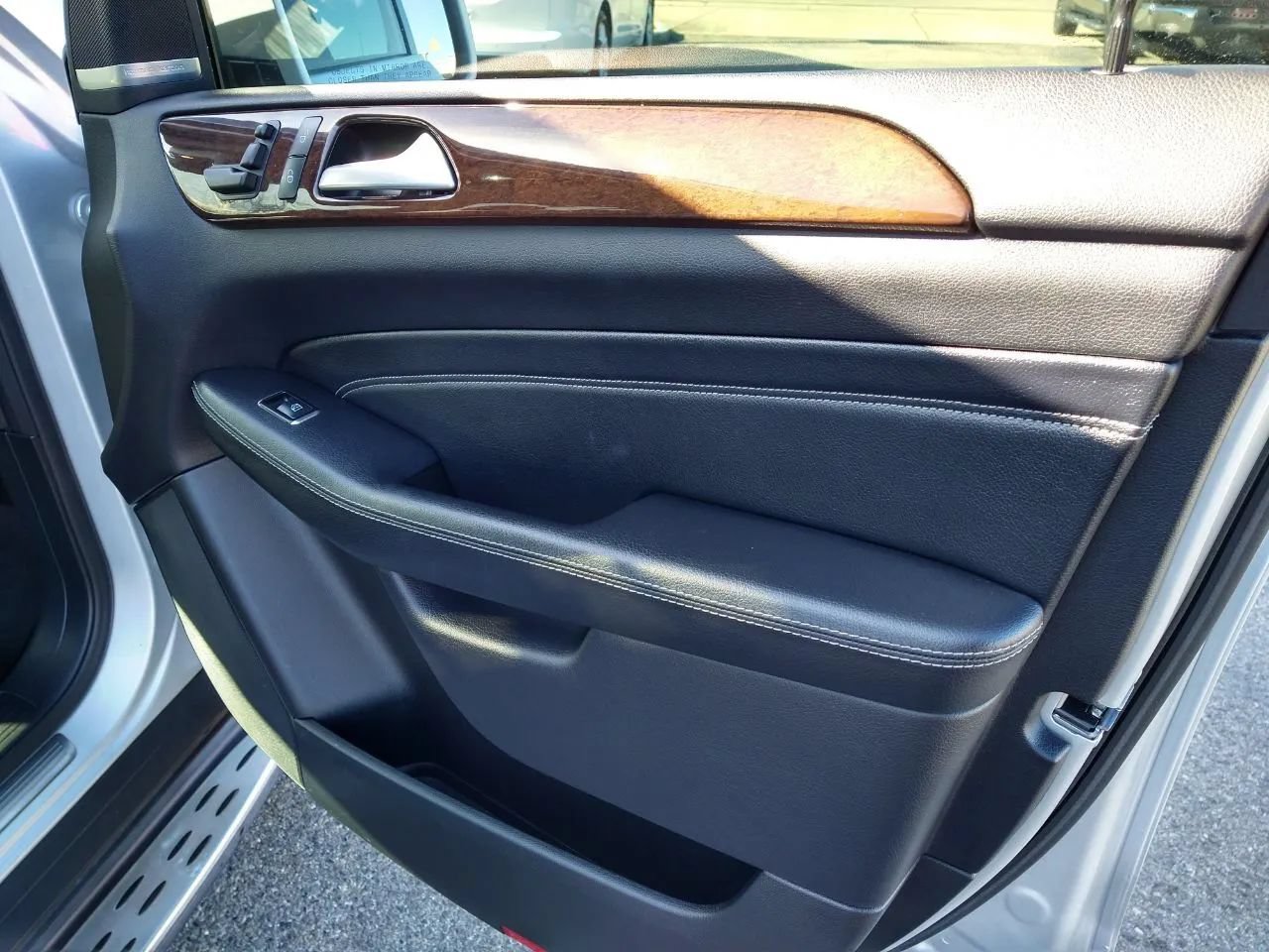 Used 2015 Mercedes-Benz ML 350 4MATIC image 44