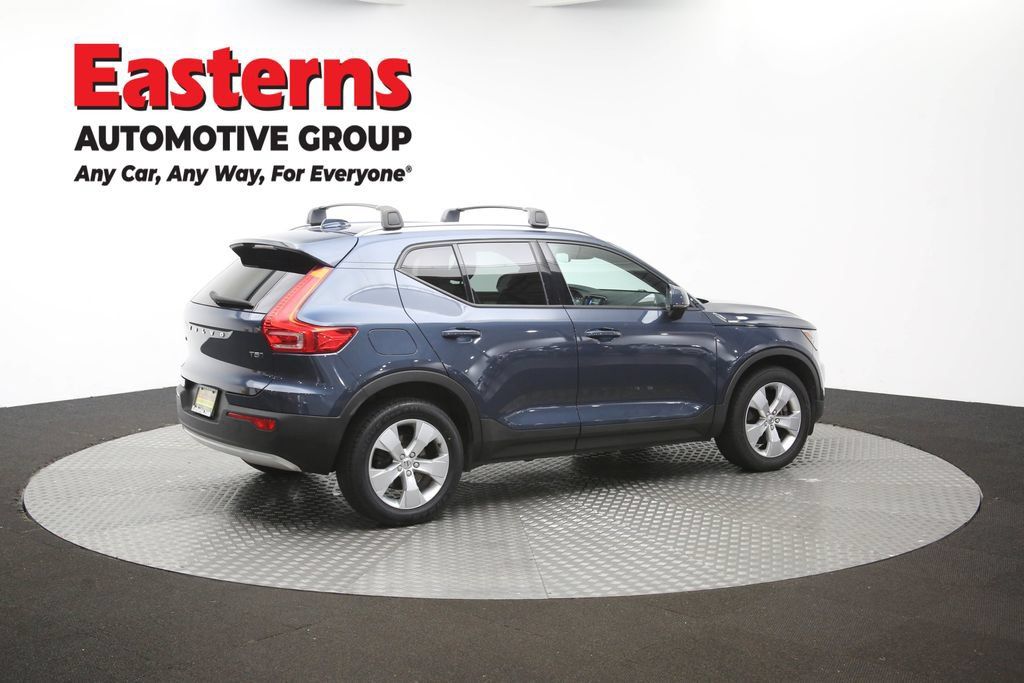 Used 2021 Volvo XC40 T5 Momentum AWD/4WD image 45