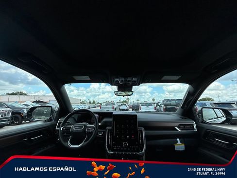 New 2026 GMC Yukon XL Denali w/ Denali Reserve Package AWD/4WD image 15